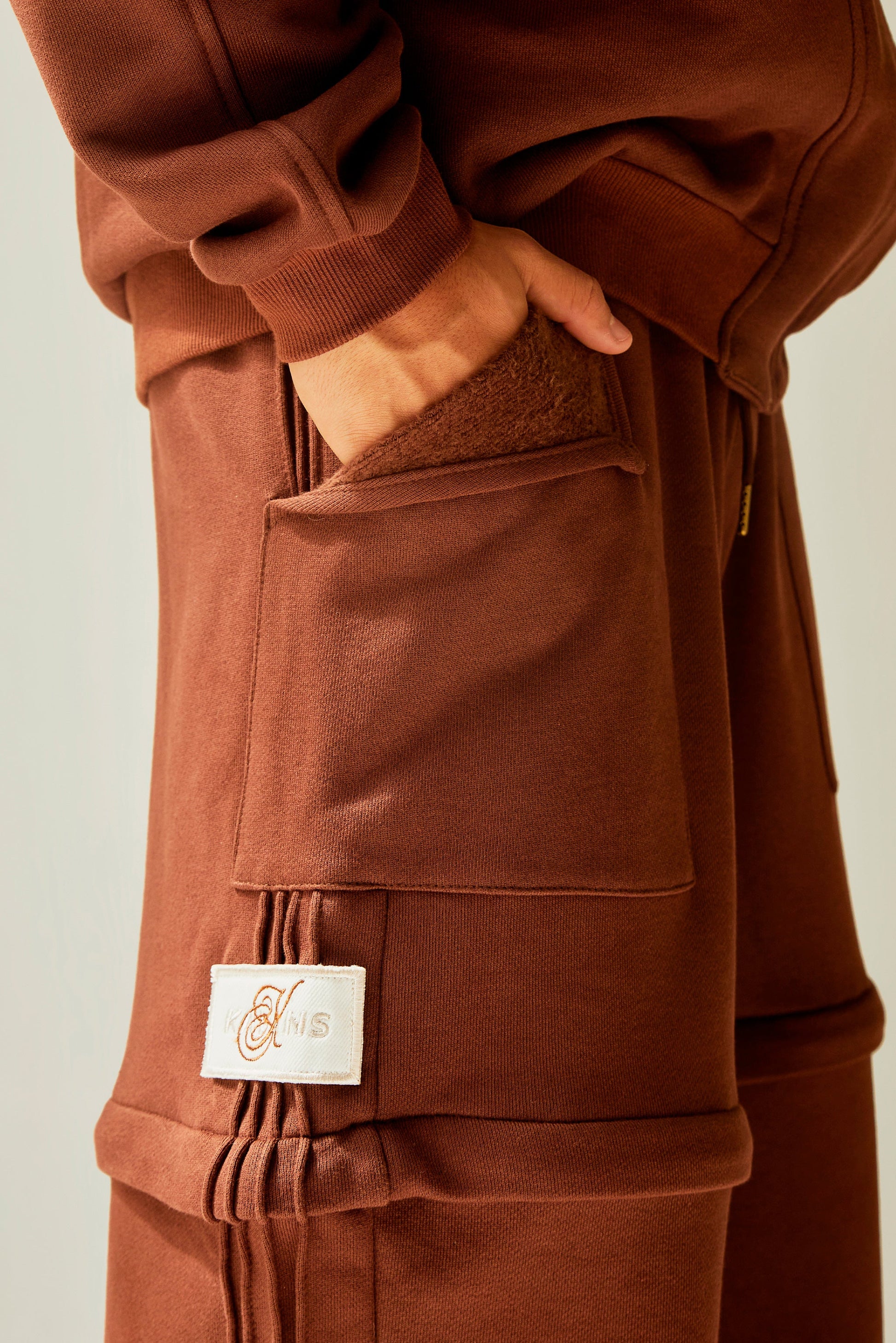 Sudadera chocolate convertible en bermuda Kavans