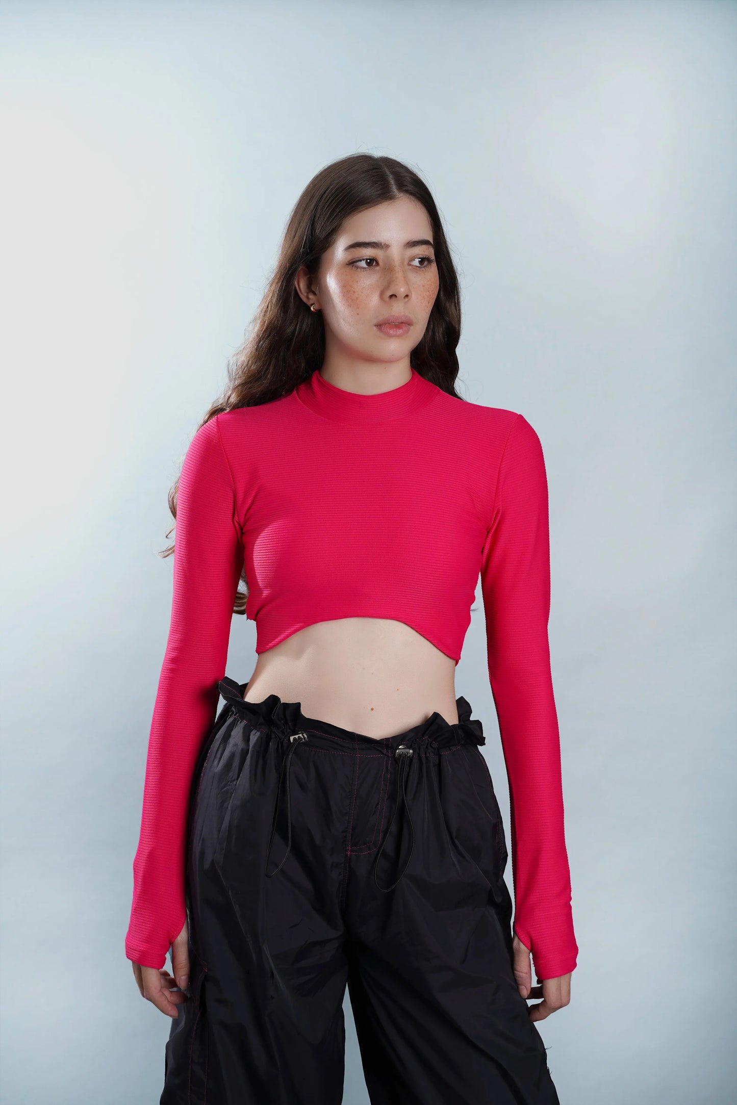 Camiseta crop top rosado Kavans