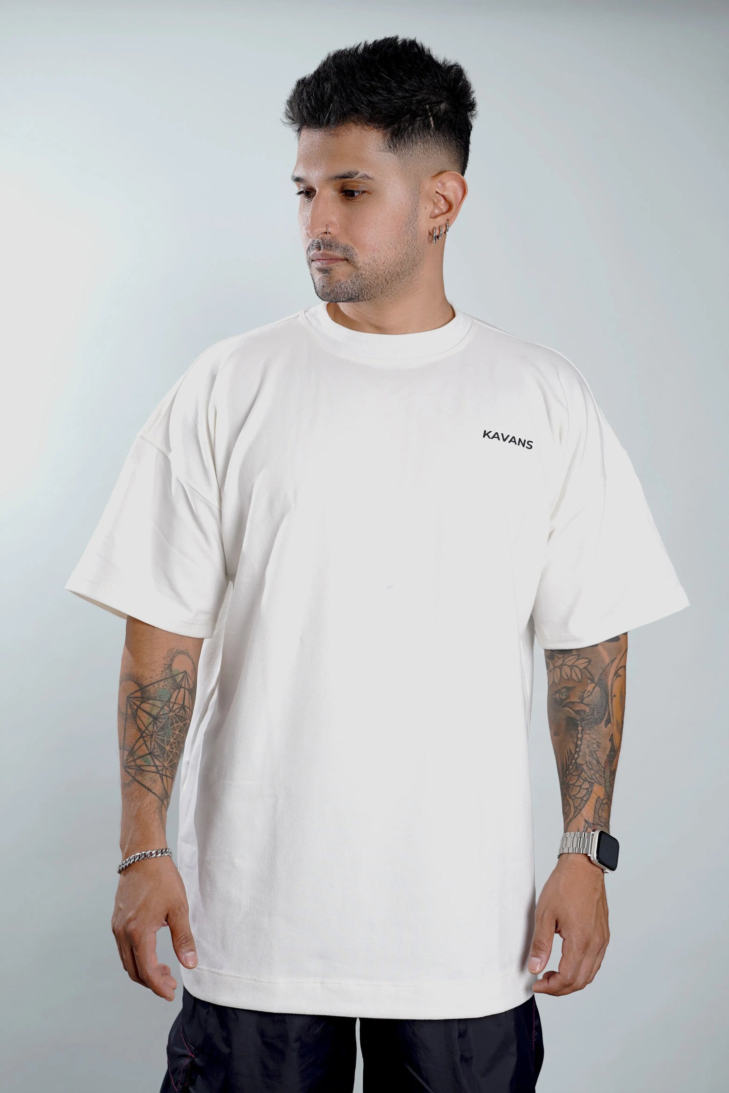 Camiseta oversized marfil Kavans