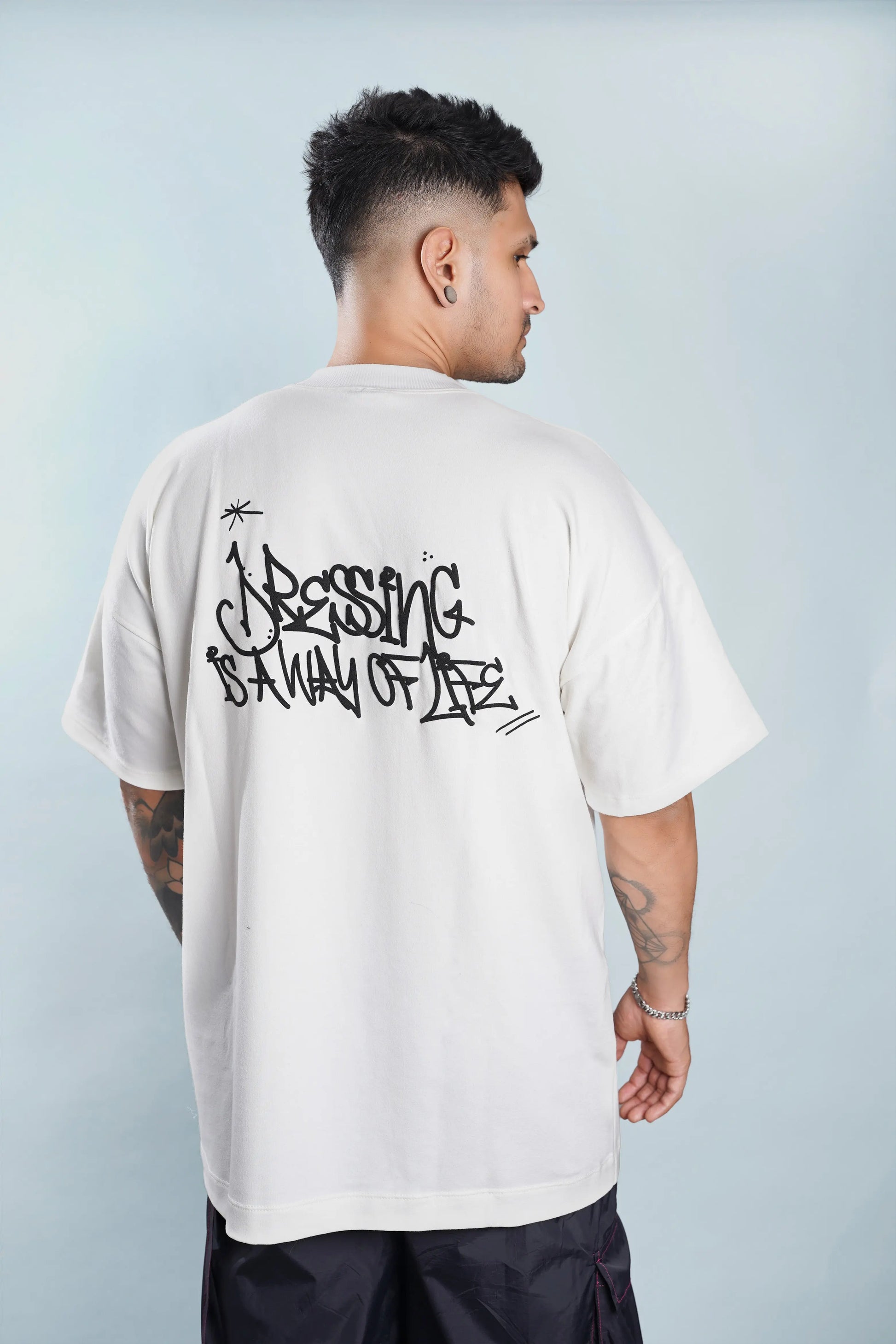 Camiseta oversized marfil Kavans