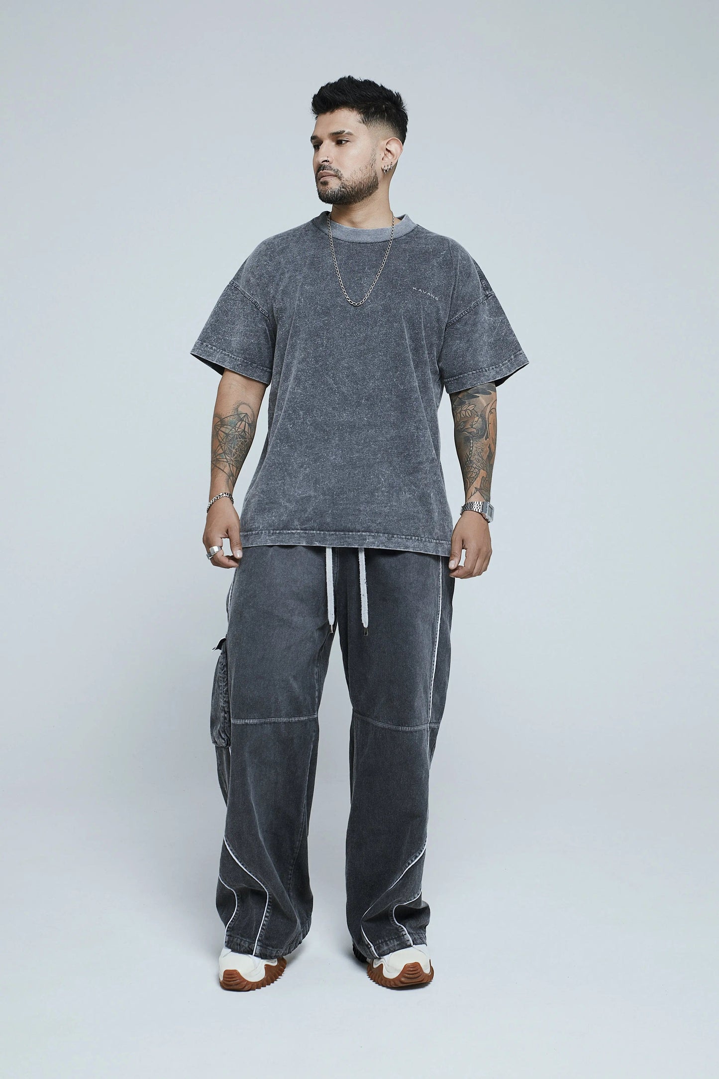 Camiseta oversized gris con efecto - Kavans