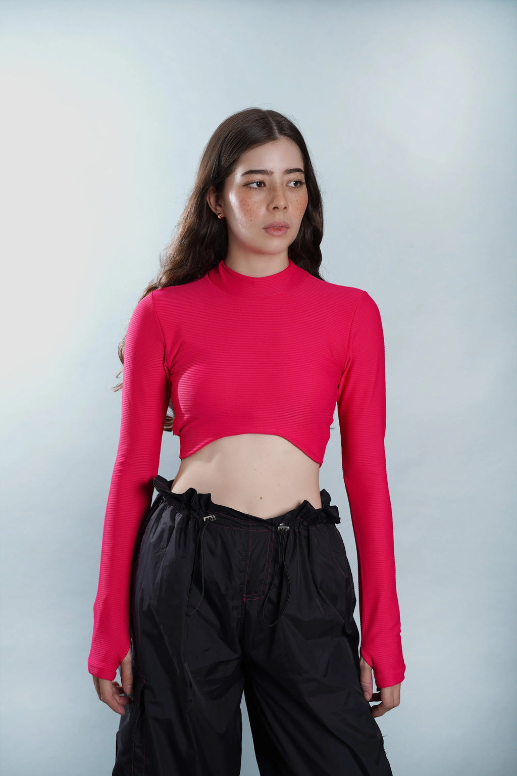 Camiseta crop top rosado Kavans