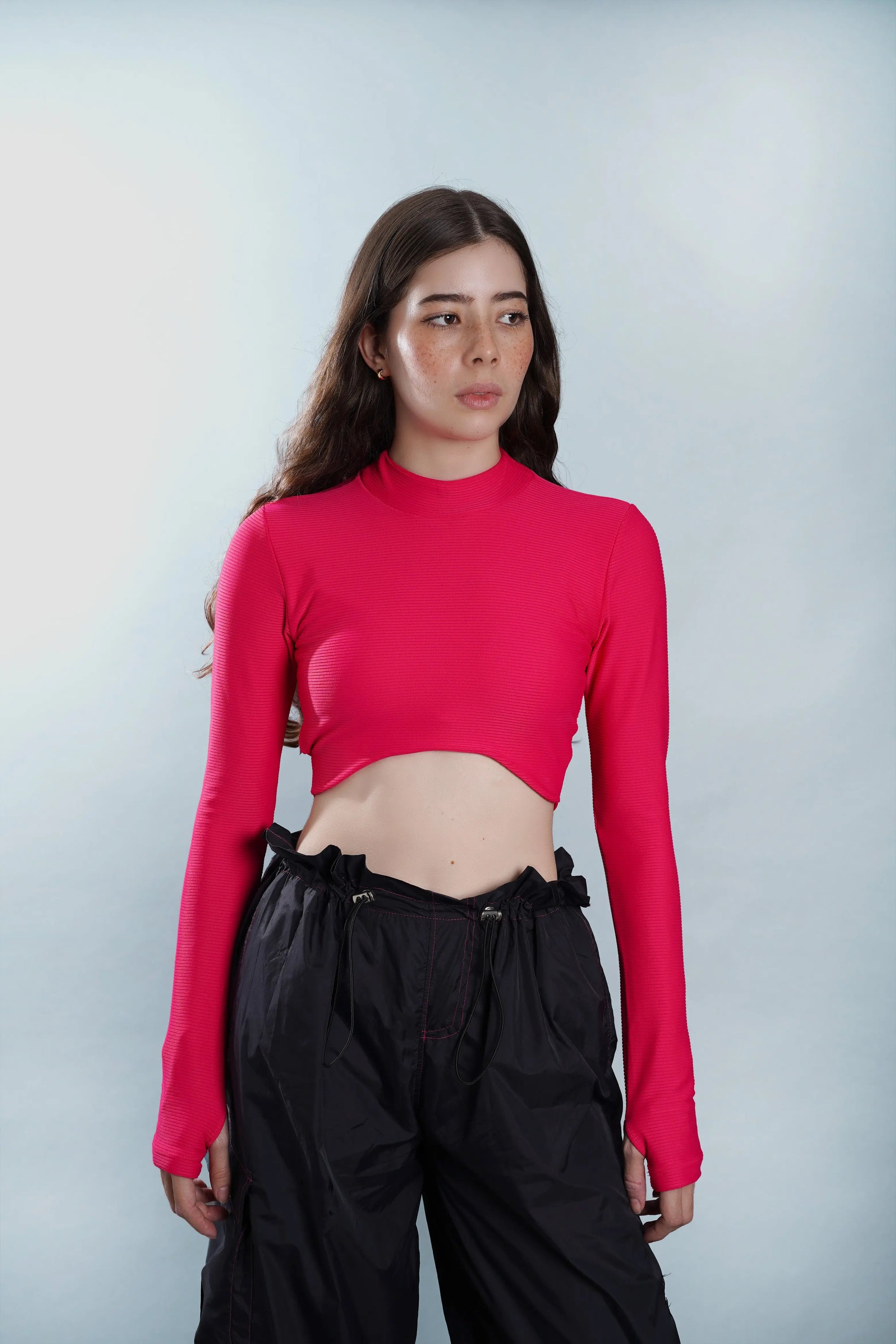 Camiseta crop top rosado Kavans