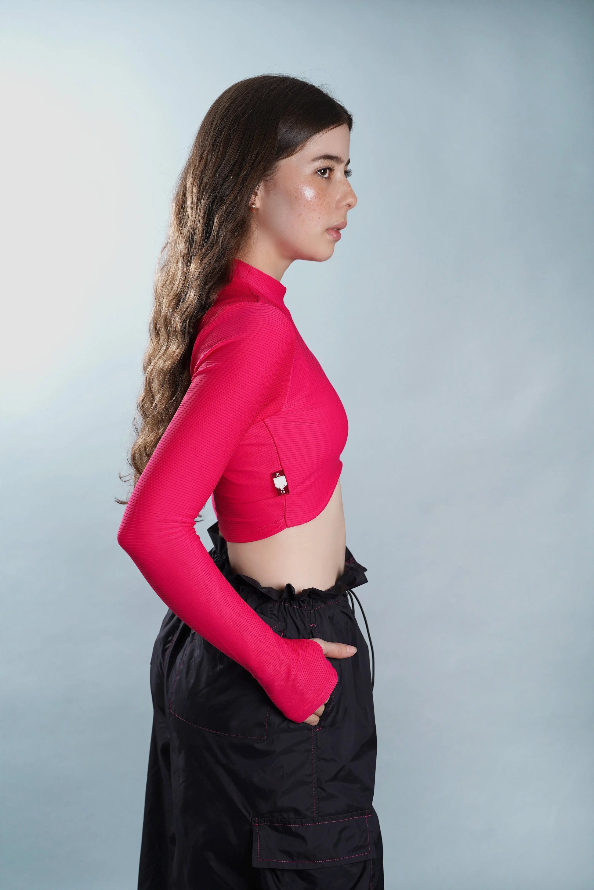 Camiseta crop top rosado Kavans