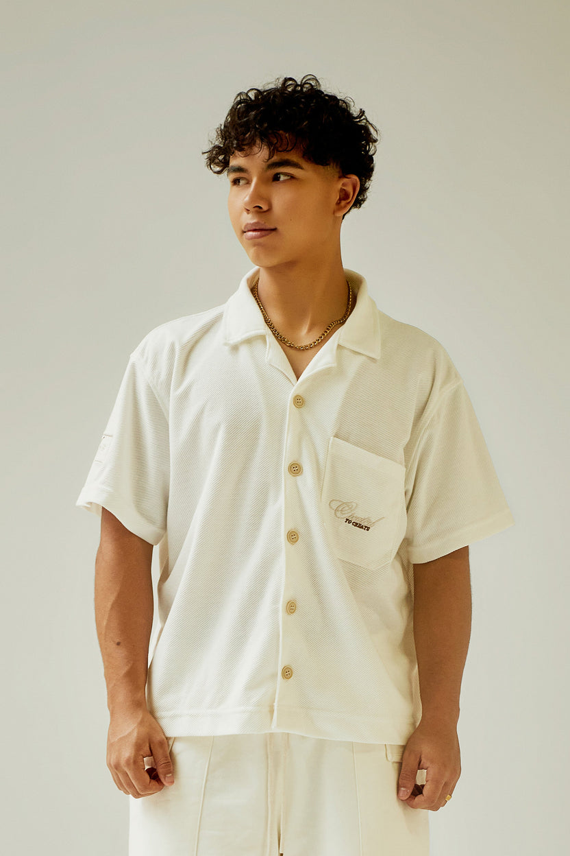 Camisa ivory manga corta con bolsillo bordado Kavans