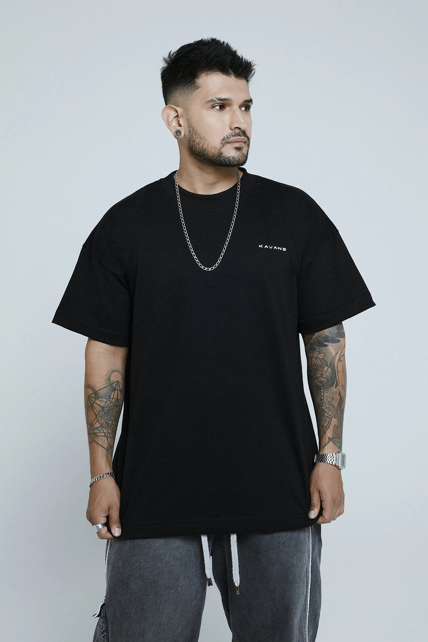 Camiseta oversized negra con estampado - Kavans